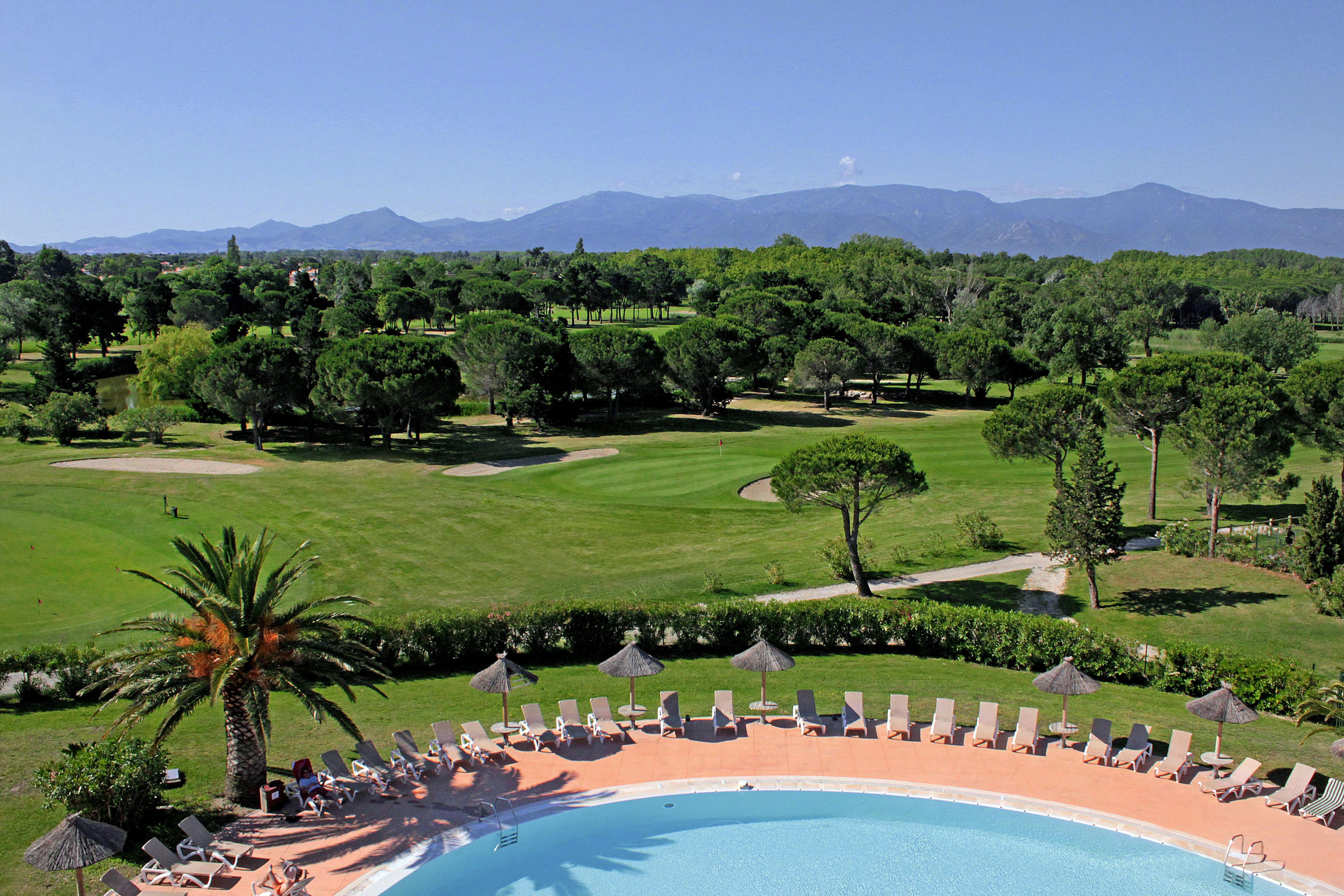 Hotel Le Mas D'Huston Spa And Golf Saint-Cyprien  Exterior photo