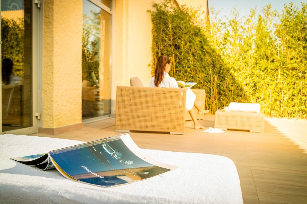 Hotel Le Mas D'Huston Spa And Golf Saint-Cyprien  Exterior photo