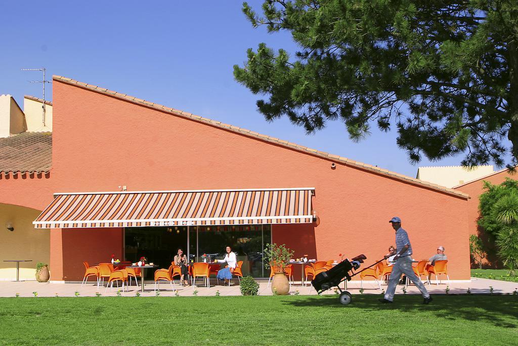 Hotel Le Mas D'Huston Spa And Golf Saint-Cyprien  Exterior photo