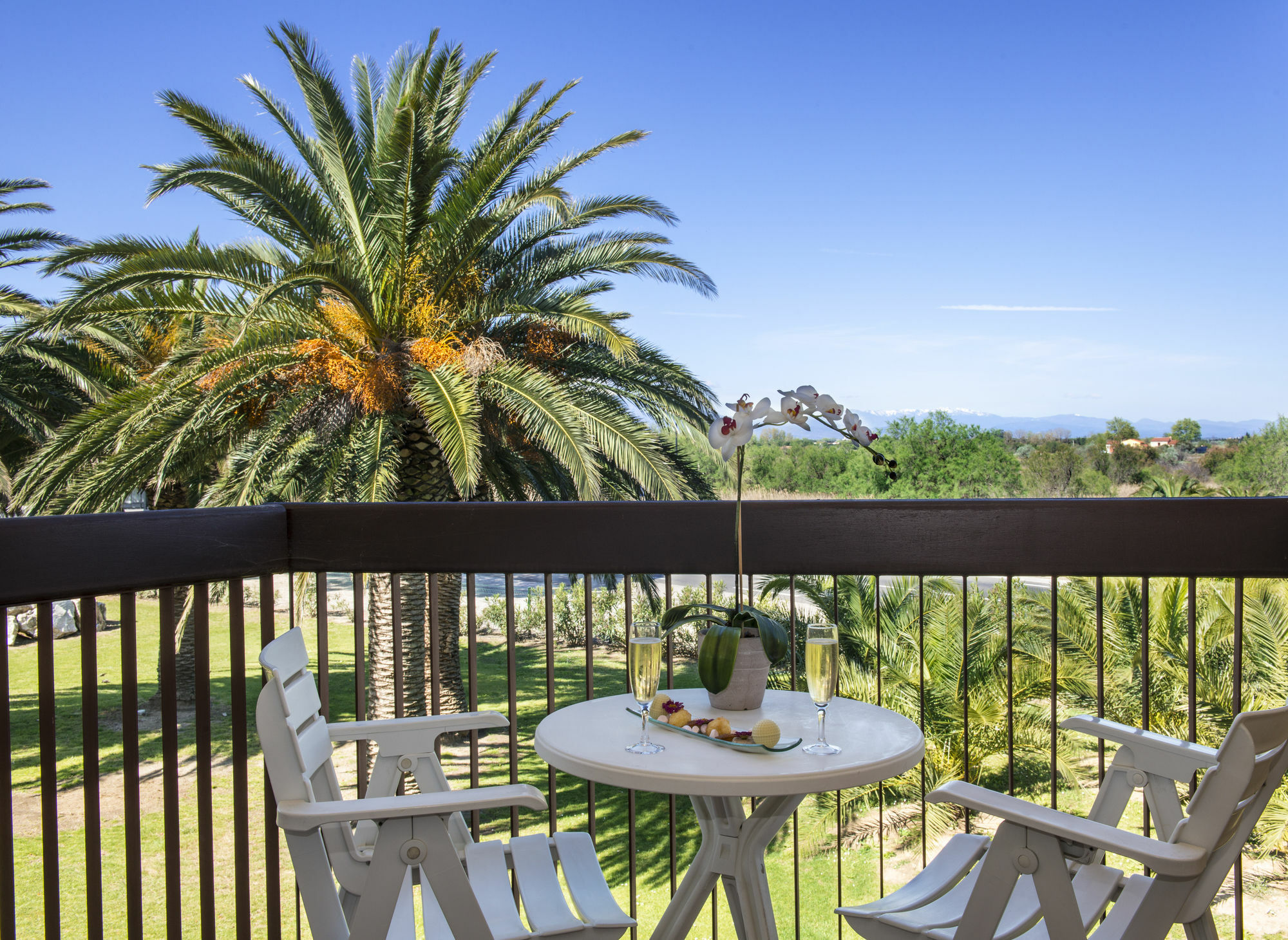 Hotel Le Mas D'Huston Spa And Golf Saint-Cyprien  Exterior photo